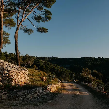 Pasika Glamping - Romantic Getaway For Two On Brac Island